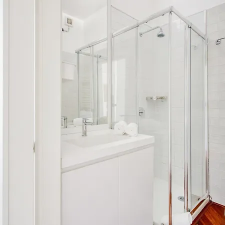 Apartament Joivy Cute Flat Near The Duomo *